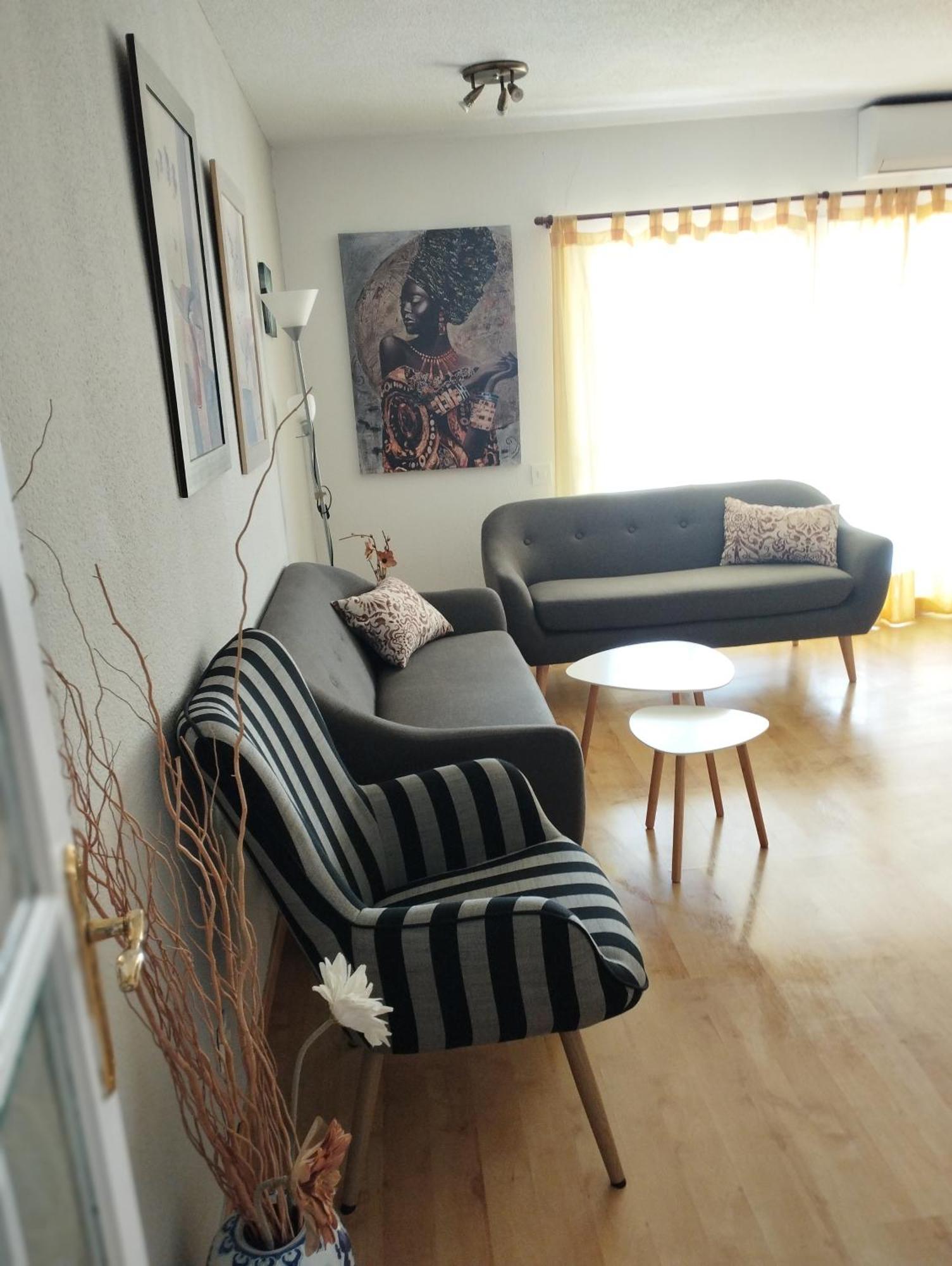 Apartament A 50 Metros Del Mar Y En 2 Paradas De Bus Estas En El Centro De